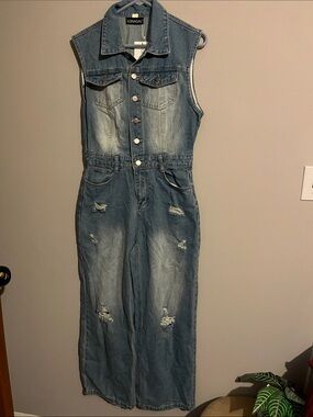 Loragal  Sleeveless Distressed Denim Jumpsuit - Blue NWT